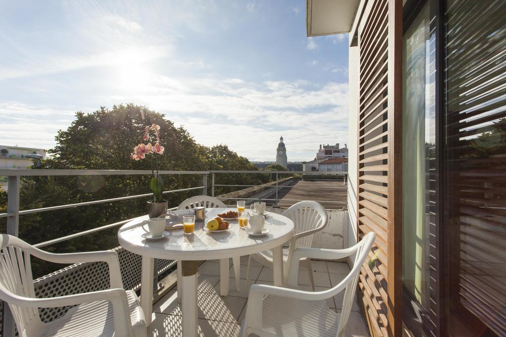 Hotel Les Gens De Mer La Rochelle La Rochelle  Exterior photo